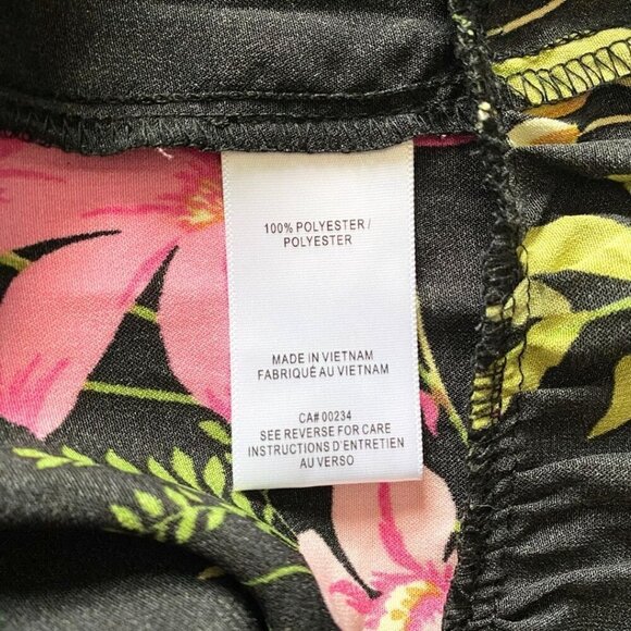 GABBY SKYE BLACK FLORAL SHIRRED SMOCKED WAIST TIERED DRESS - 8 - Picture 12 of 12